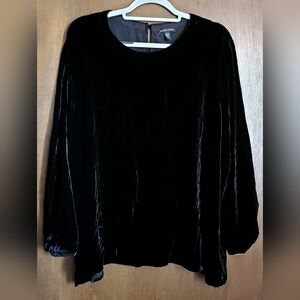 EUC Eileen Fisher Black Velvet Blouse 🖤